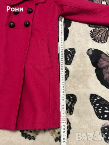 Дамско палто Guess, снимка 3 - Палта, манта - 53265500