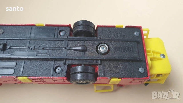 Corgi , снимка 11 - Колекции - 52771107