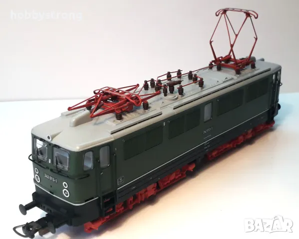 Електролокомотив BR 242 DR HO 1:87 Piko 51053, снимка 7 - Колекции - 48826162