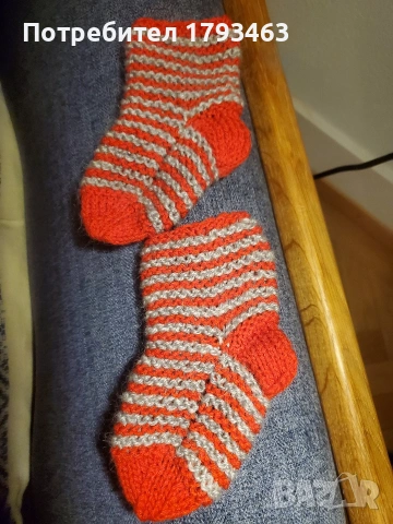 Ръчно плетени бебешки терлички зо бебе от 3 до 6 месеца, снимка 7 - Детски якета и елеци - 42589209