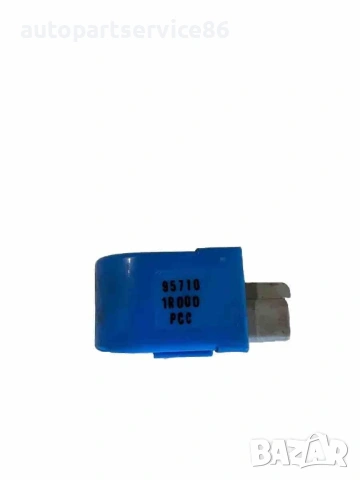 Сензор за удар за Hyundai Santa Fe 2.2 CRDi (2020) 957101R00