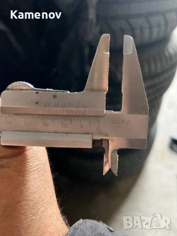 Зимни гуми 225/40/18, снимка 7 - Гуми и джанти - 51949294