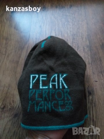 peak performance - страхотна зимна шапка, снимка 2 - Шапки - 35549722