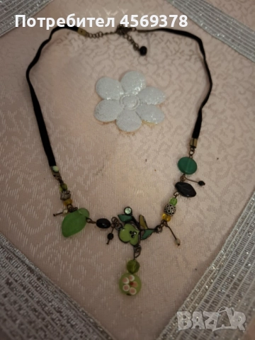 Колие /зелени камъни, снимка 2 - Колиета, медальони, синджири - 52290378