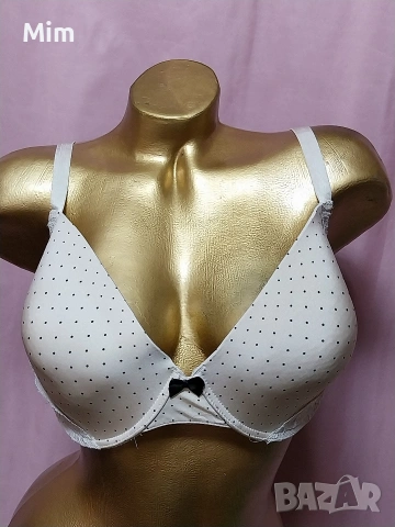 95 Е Сутиен в цвят шампанско с черни точки 