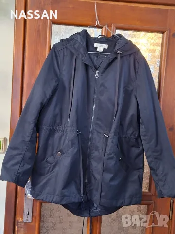 Продавам отлично запазено дамско яке H&M