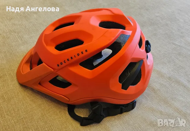 Уникална велосипедна каска Rockrider - 35€