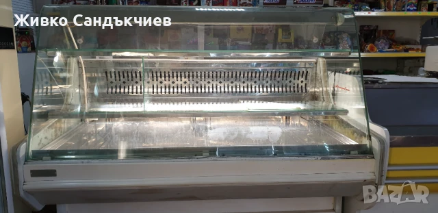 Хоризонтална хладилна витрина