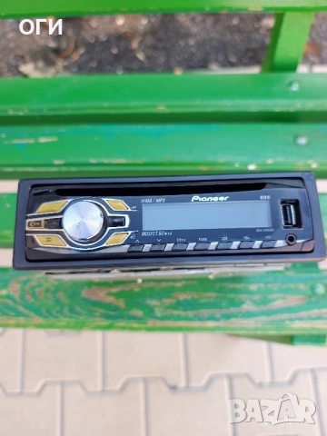 Радио за кола CD/USB, снимка 3 - Радиокасетофони, транзистори - 52528488