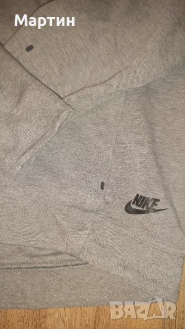 Дамски суичър Nike Tech Fleece, снимка 4 - Суичъри - 48899127