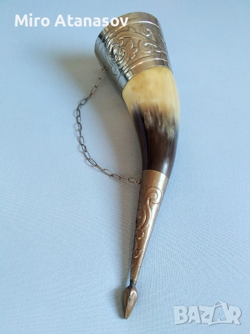 Грузински рог чаша