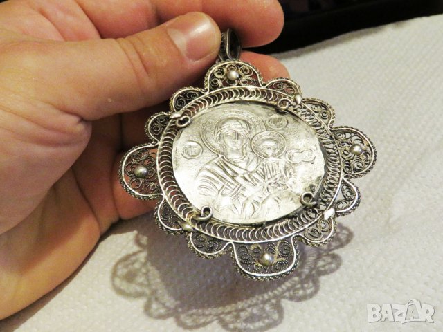 Възрожденска Сребърна икона, амулет, накит, медальон с Богородица, Дева Мария - Панагия 70 мм Сребро, снимка 11 - Антикварни и старинни предмети - 30339453