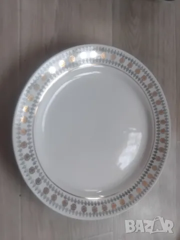 КРЪГЛА ПОРЦЕЛАНОВА ЧИНИЯ-ПЛАТО, снимка 2 - Чинии - 49131764