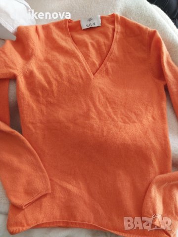ALLUDE. Size S Кашмир 100% Прекрасен кашмирен пуловер , снимка 1 - Блузи с дълъг ръкав и пуловери - 38508427