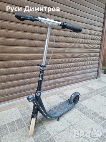 Тротинетка, снимка 2 - Детски велосипеди, триколки и коли - 42802472