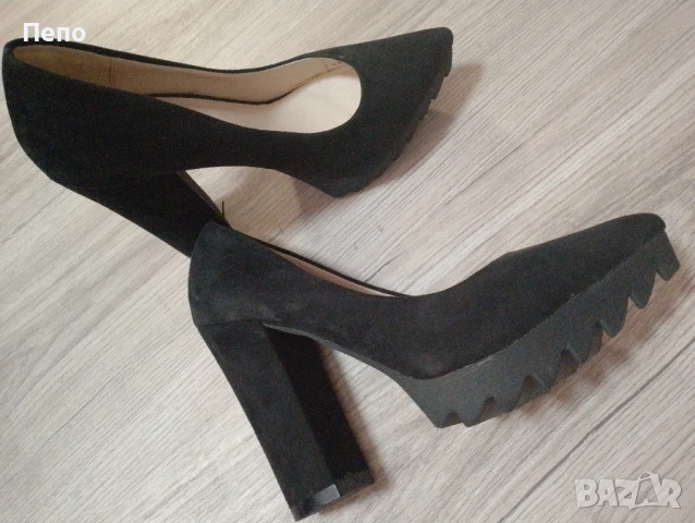 Обувки на платформа , снимка 2 - Дамски ежедневни обувки - 51393701