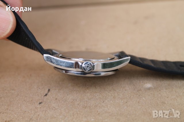 Мъжки часовник ''Invicta Profesional 200 m WR'', снимка 6 - Мъжки - 42435022