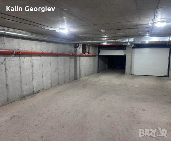 Гараж под наем в идеален център, снимка 9 - Гаражи и паркоместа - 54352272