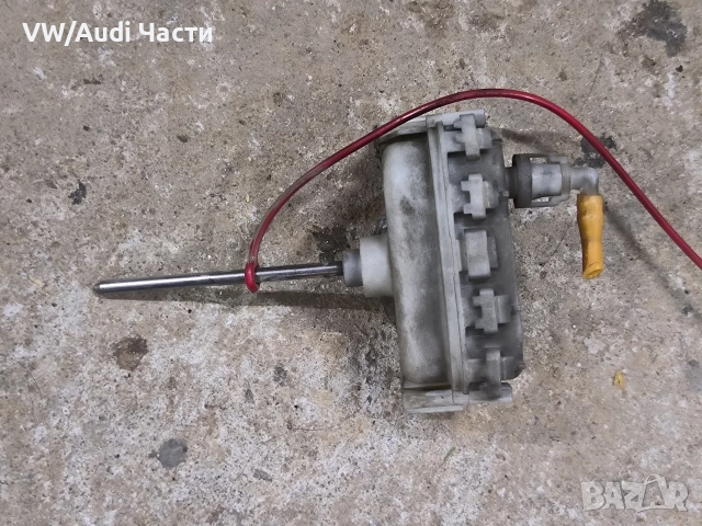 Вакуум машинка централно резервоар за Ауди А3 Audi A3 8L 8L0862153, снимка 2 - Части - 52806345