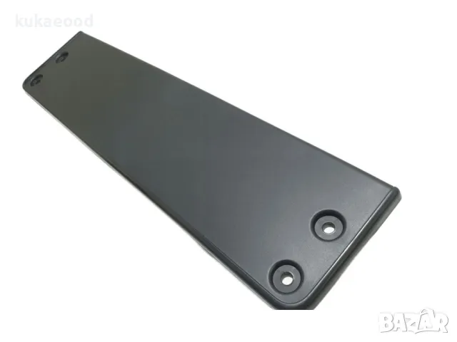 Рамка за регистрационен номер на VW Passat B8 (2014-2023), снимка 2 - Части - 49671131