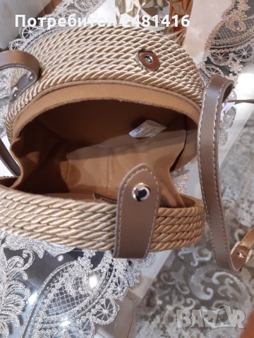 Дамска чанта , снимка 3 - Чанти - 31747300