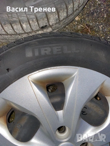 Хюндай И20 гуми с джанти и тасове плюс подарък датчици за налягане, снимка 6 - Гуми и джанти - 53127010