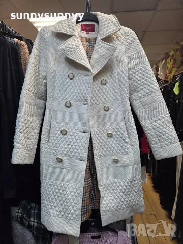 Burberry копитонирано яке, снимка 2 - Якета - 56465594
