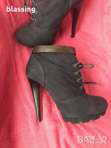 Боти Laura Biagiotti, снимка 4 - Дамски боти - 16606742