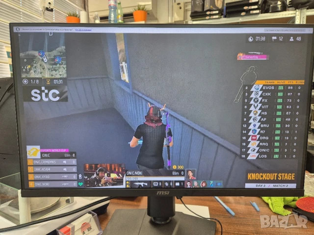 Монитор MSI G274F, снимка 3 - Монитори - 51157341