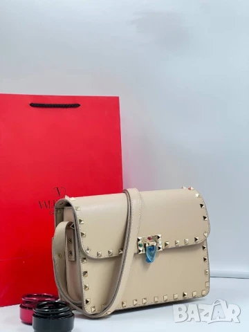 чанти valentino garavani , снимка 3 - Чанти - 51319613