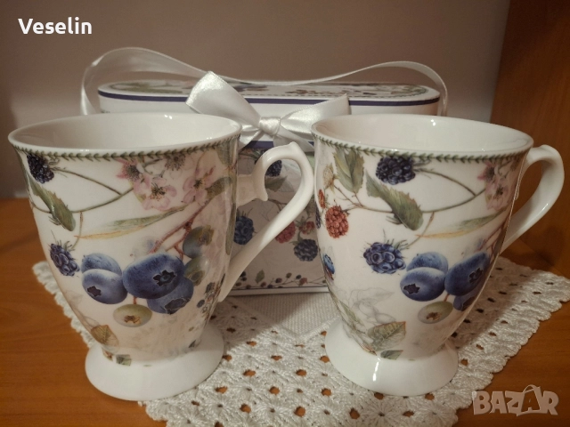 Подаръчен комплект- 2- ка порцеланови чаши