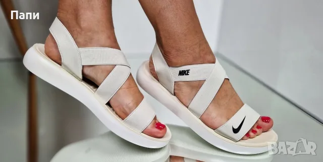 Дамски сандали Nike в бяло