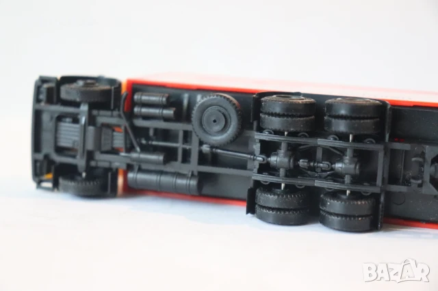 HERPA 1:87 H0 MERCEDES BENZ КАМИОН TIR МОДЕЛ КОЛИЧКА, снимка 6 - Колекции - 50496288