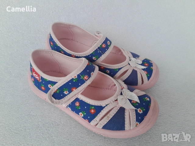 Сандали за момиче, 26 номер , снимка 3 - Детски маратонки - 53004768