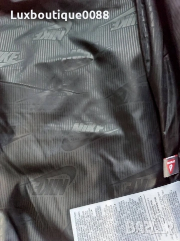Зимно пухено яке Nike XS, снимка 5 - Якета - 53010292