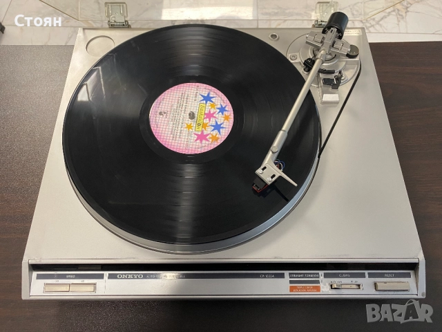 Добър грамофон Onkyo, снимка 2 - Грамофони - 52563116