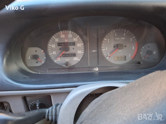 Шкода Фелиция Комфорт 1.6 GLX с климатик , снимка 13 - Автомобили и джипове - 52816752