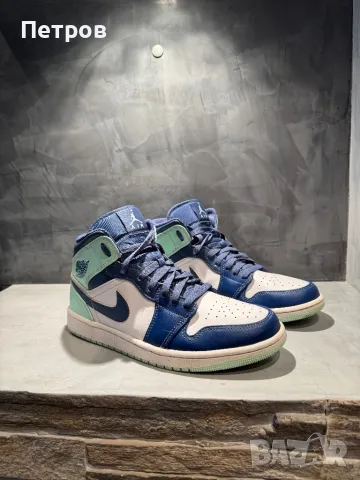 КАТО ЧИСТО НОВИ Jordan 1, 42 -  Blue Mint, снимка 5 - Ежедневни обувки - 49802139