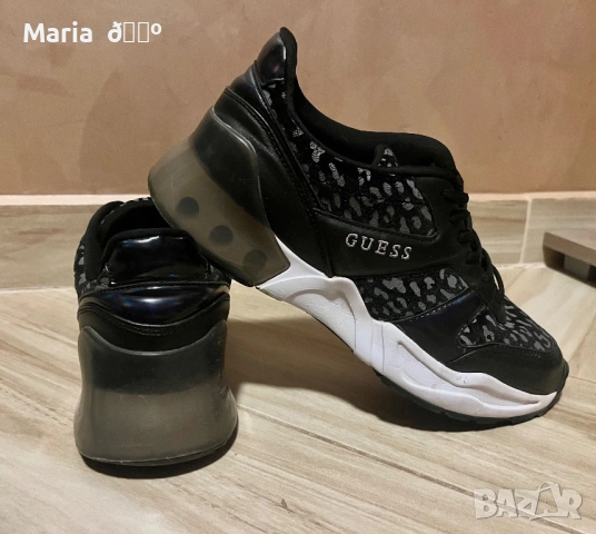 Оригинални сникърси Guess, снимка 2 - Маратонки - 53220631