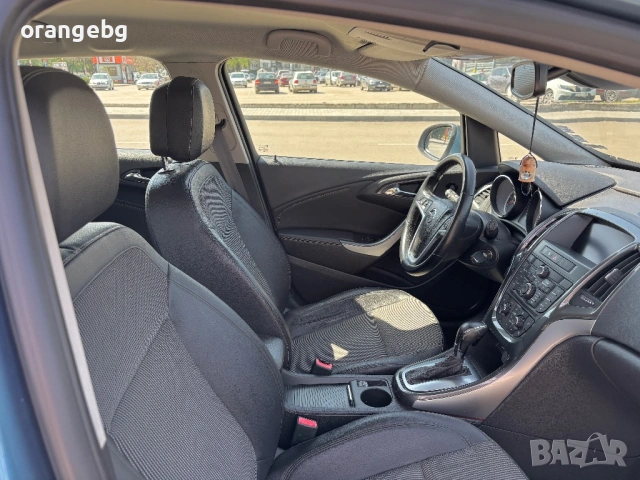 Opel Astra 2.0 CDTI, снимка 10 - Автомобили и джипове - 54218212