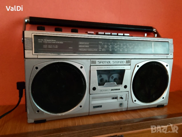 Радиокасетофон Philips 