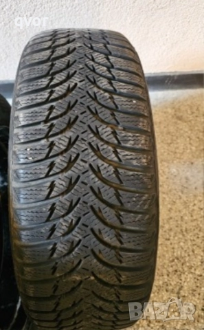 4 бр зимни гуми Kumho , снимка 3 - Гуми и джанти - 52850117