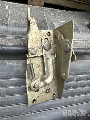 ДЯСНА ПРЕДНА БРАВА ВРАТА РАФ 2203 НОВА ОРИГИНАЛНА 2203-6105020