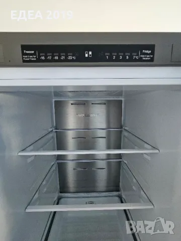Хладилник с фризер SAMSUNG, снимка 9 - Хладилници - 50122347