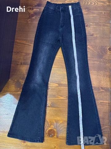 Дамски черни дънки размер М 