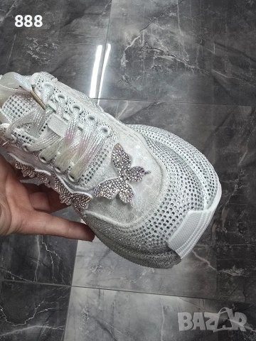 дамски обувки маратонки с пеперуди, снимка 5 - Дамски ежедневни обувки - 42002526