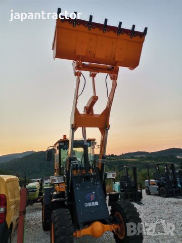 челни товарачи чисто нови