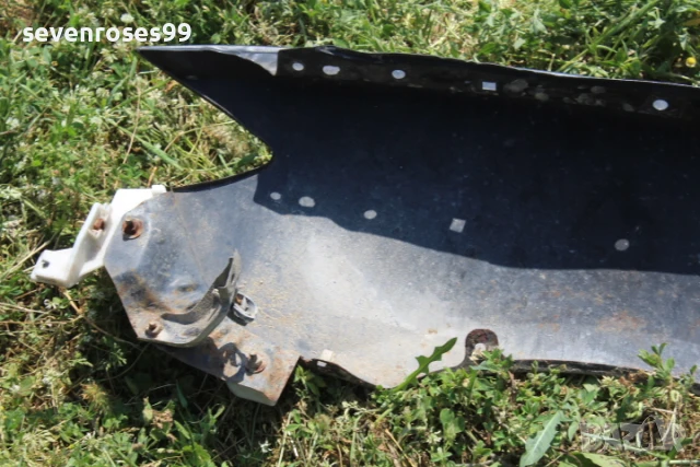 Калник десен Мазда 3 2008 2.3i 158hp Mazda 3 седан, снимка 5 - Части - 50659913