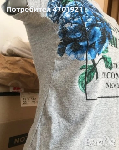 Сива дамска тениска със сини цветя, снимка 5 - Тениски - 53216281