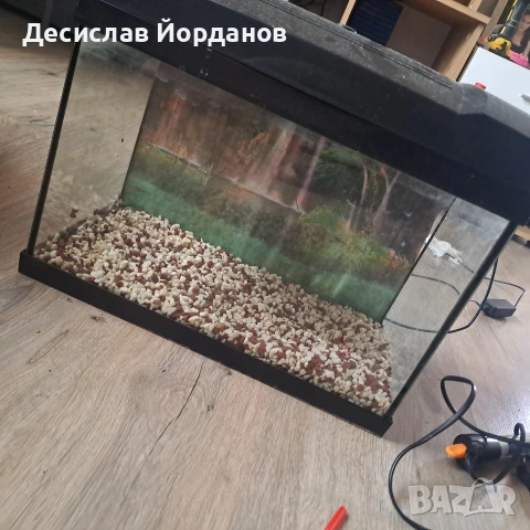 Аквариум, снимка 2 - Аквариуми - 53325855